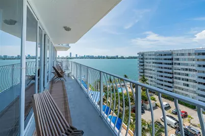 7601 E Treasure Dr #1006, North Bay Village, FL 33141 - Photo 32