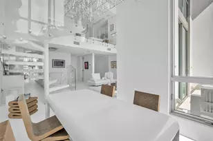 300 S Biscayne Blvd, Miami, FL 33131 - Photo 18