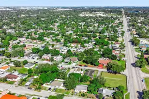 1735 NW 84th St, Miami, FL 33147 - Photo 30