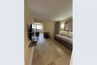 680 SW 10th St #7, Miami, FL 33130 - Photo 2