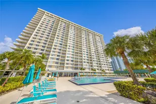 300 Bayview Dr, Sunny Isles Beach, FL 33160 - Photo 34