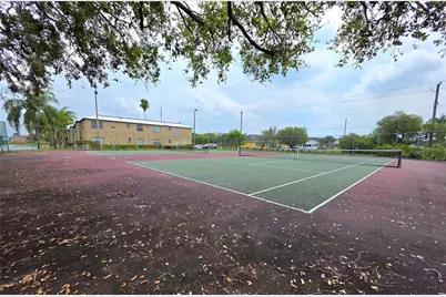 365 SW 86th Ave #201, Pembroke Pines, FL 33025 - Photo 44