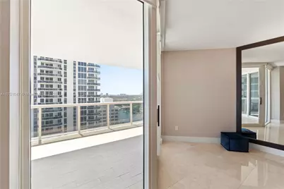 4779 Collins Ave #2204, Miami Beach, FL 33140 - Photo 12