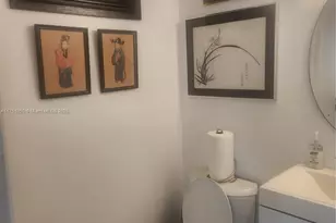 4350 Hillcrest Dr, Hollywood, FL 33021 - Photo 14