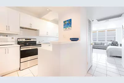 100 Lincoln Rd #1136, Miami Beach, FL 33139 - Photo 4