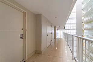 1717 N Bayshore Dr, Miami, FL 33132 - Photo 36