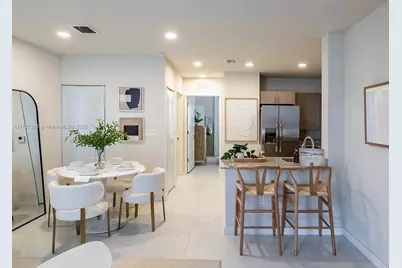 618 NE 2nd St #303, Dania Beach, FL 33004 - Photo 2