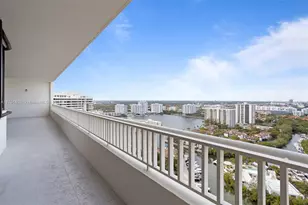 2000 Island Blvd, Aventura, FL 33160 - Photo 12
