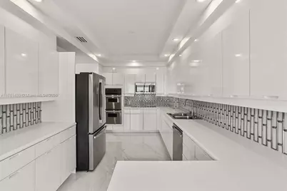 2000 Island Blvd #PH-5, Aventura, FL 33160 - Photo 14