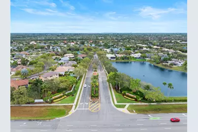 16358 S Mariposa Cir S, Pembroke Pines, FL 33331 - Photo 36