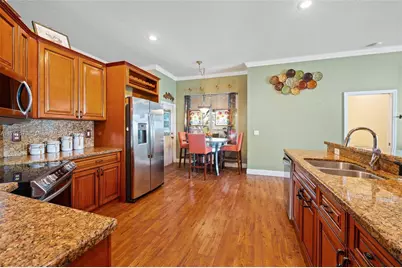 16358 S Mariposa Cir S, Pembroke Pines, FL 33331 - Photo 8