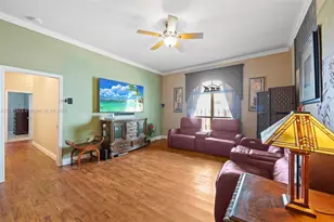 16358 S Mariposa Cir S, Pembroke Pines, FL 33331 - Photo 12