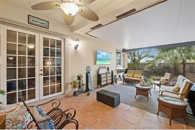 16358 S Mariposa Cir S, Pembroke Pines, FL 33331 - Photo 32