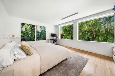 670 NE 73rd St, Miami, FL 33138 - Photo 16