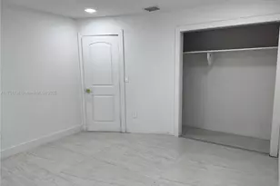 2151 NW 59th St, Miami, FL 33142 - Photo 18