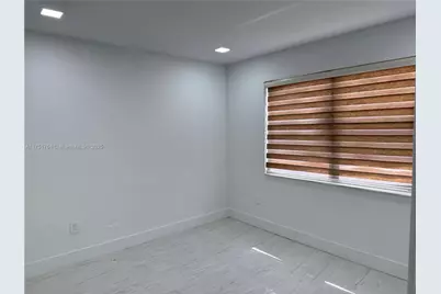 2151 NW 59th St, Miami, FL 33142 - Photo 8