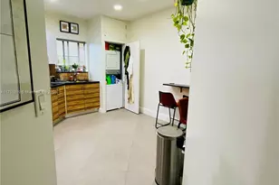 200 Azure Way, Miami Springs, FL 33166 - Photo 38