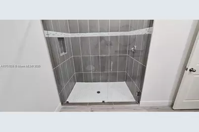 611 Greenbriar, Lehigh Acres, FL 33972 - Photo 8