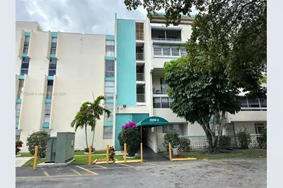 2029 NW 46th Ave #E404, Lauderhill, FL 33313 - Photo 10