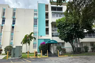 2029 NW 46th Ave, Lauderhill, FL 33313 - Photo 10