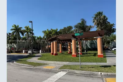 2869 SE 15th Rd #70, Homestead, FL 33035 - Photo 32