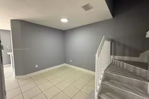 2869 SE 15th Rd, Homestead, FL 33035 - Photo 4