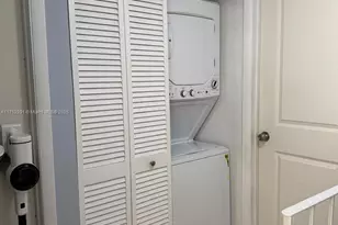 9351 Fontainebleau Blvd, Miami, FL 33172 - Photo 14