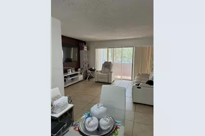 9351 Fontainebleau Blvd #B220, Miami, FL 33172 - Photo 6