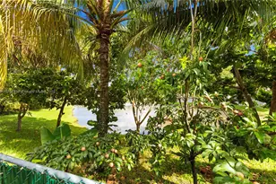 1071 SW 101st Terrace, Pembroke Pines, FL 33025 - Photo 30