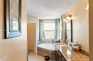 1071 SW 101st Terrace, Pembroke Pines, FL 33025 - Photo 24