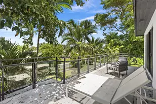 1210 NE 89th St, Miami, FL 33138 - Photo 24