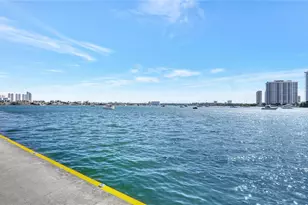 2905 Point E Dr, Aventura, FL 33160 - Photo 2