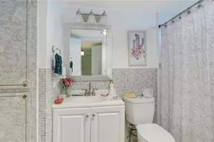 2905 Point E Dr, Aventura, FL 33160 - Photo 36