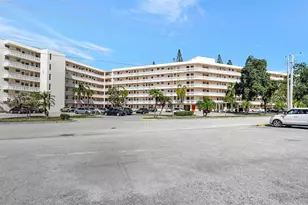 2905 Point E Dr, Aventura, FL 33160 - Photo 42