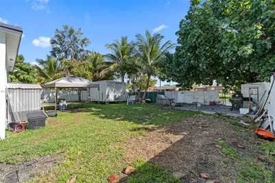 9251 Little River Blvd, Miami, FL 33147 - Photo 36