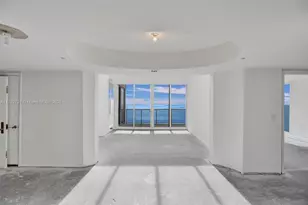 19111 Collins Ave, Sunny Isles Beach, FL 33160 - Photo 38