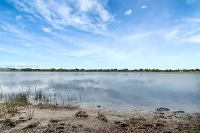 2445 NW 33rd St #1410, Oakland Park, FL 33309 - Photo 36