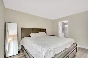 2445 NW 33rd St, Oakland Park, FL 33309 - Photo 22