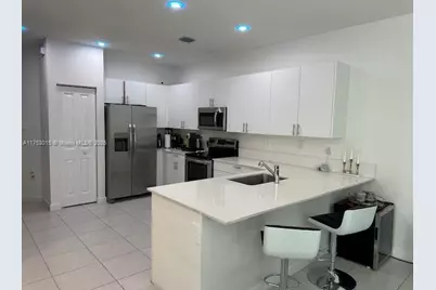 24648 SW 119th Pl, Homestead, FL 33032 - Photo 4