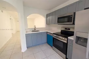 3395 NE 9th St, Homestead, FL 33033 - Photo 8