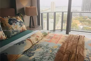 121 NE 34th St, Miami, FL 33137 - Photo 20