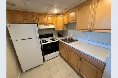 174 Chatham #I, West Palm Beach, FL 33417 - Photo 2