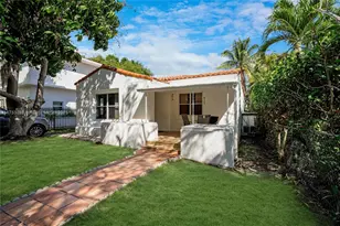 4727 NE 1st Ct, Miami, FL 33137 - Photo 2