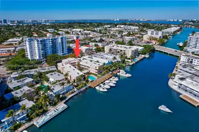 6881 Bay Dr #3, Miami Beach, FL 33141 - Photo 32