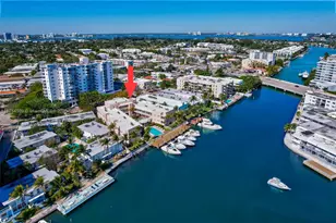 6881 Bay Dr, Miami Beach, FL 33141 - Photo 32