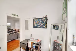 6881 Bay Dr, Miami Beach, FL 33141 - Photo 8