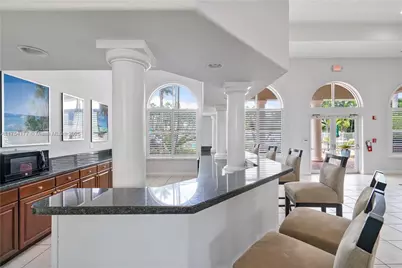 7546 NW 18th Dr, Pembroke Pines, FL 33024 - Photo 54