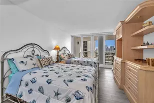 1717 N Bayshore Dr, Miami, FL 33132 - Photo 18