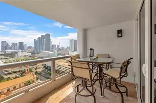 1717 N Bayshore Dr, Miami, FL 33132 - Photo 22