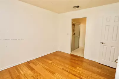 1033 NE 17th Way #404, Fort Lauderdale, FL 33304 - Photo 16